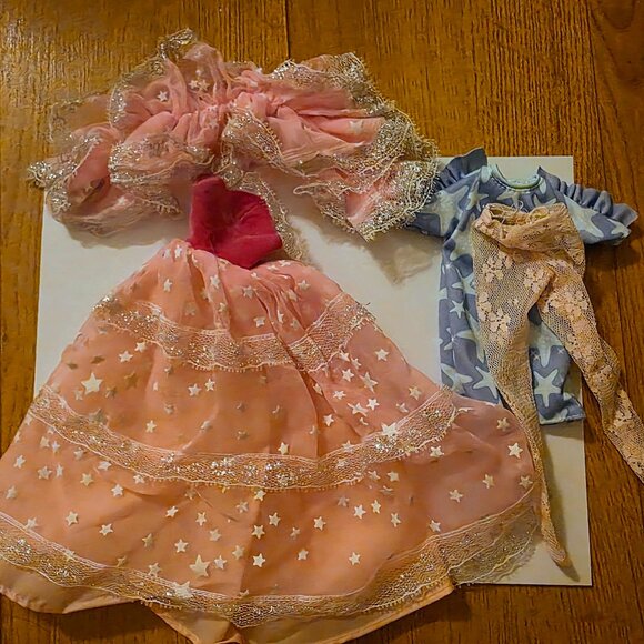 Barbie Dreamglow dress - Picture 1 of 1